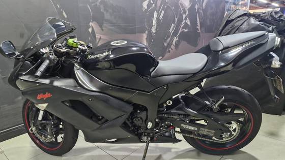 KAWASAKI NINJA ZX-6R 